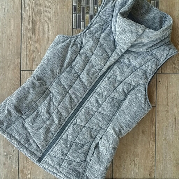 The North Face Jackets & Blazers - 🆕LIST NORTH FACE VEST